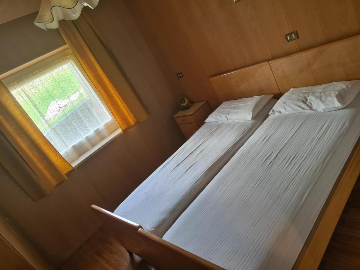 Appartment Deville With Garden موينا المظهر الخارجي الصورة
